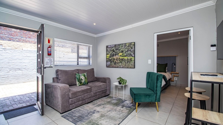 7 Bedroom Property for Sale in Knysna Central Western Cape